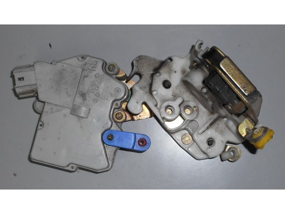 Fechadura Porta Frente Direita Nissan Terrano 1999 fp518