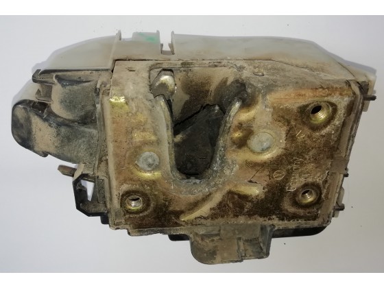 Fechadura Porta Esquerda Volkswagen Golf III 1995 fp559