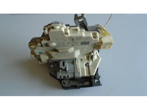 Fechadura Frt Drt VW Passat 3C1837016A fp505
