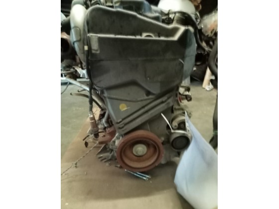Motor Renault Clio IV 1.5dci 90cv 2013 ref:k9k608 (m129)