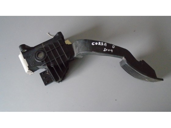 Potenciómetro Opel Corsa D 13305804 p168