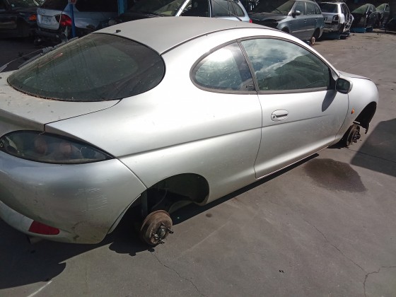 Ford Puma 1.4 Gasolina de 16 v de 1999 para peças 