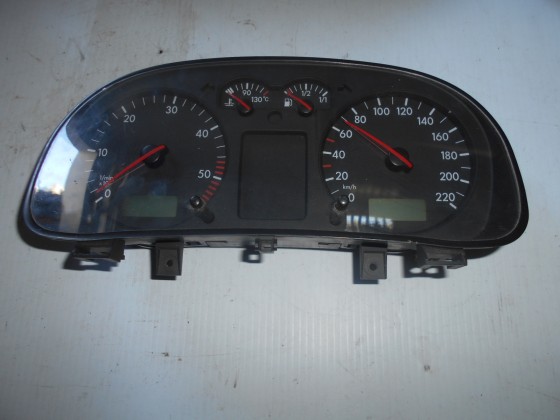 Quadrante VW Golf IV 1.9 TDI 1999 Q71