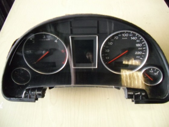 Quadrante Audi A4 2.5 TDI 2000 q264