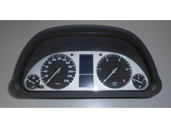 Quadrante Mercedes Classe B 180 Diesel 2006 q292