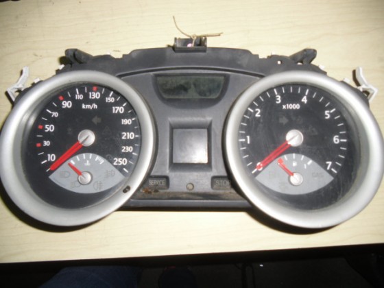 Quadrante Renault Megane 1.5Dci 2004 Ref:8200364015 q426 