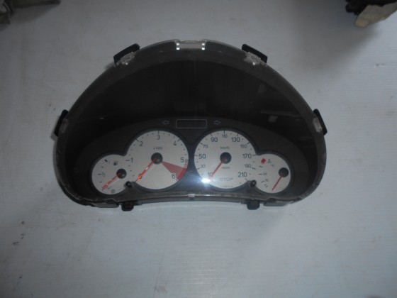 Quadrante Peugeot 206 1.4 HDI 2005 Q130