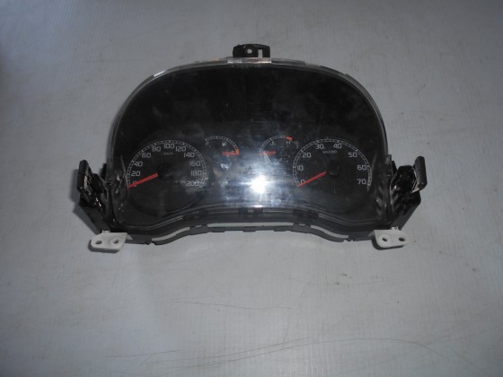 Quadrante Fiat Punto 1.3 Multijet 2004 Q140