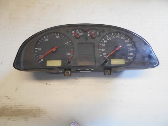 Quadrante VW Passat 1.9 TDI 1998 Q152