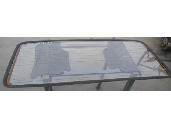 Óculo Traseiro Ford Transit 1991 vdr14